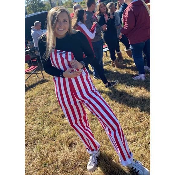 Meet your Posher, Kenzie - Picture 1 of 1